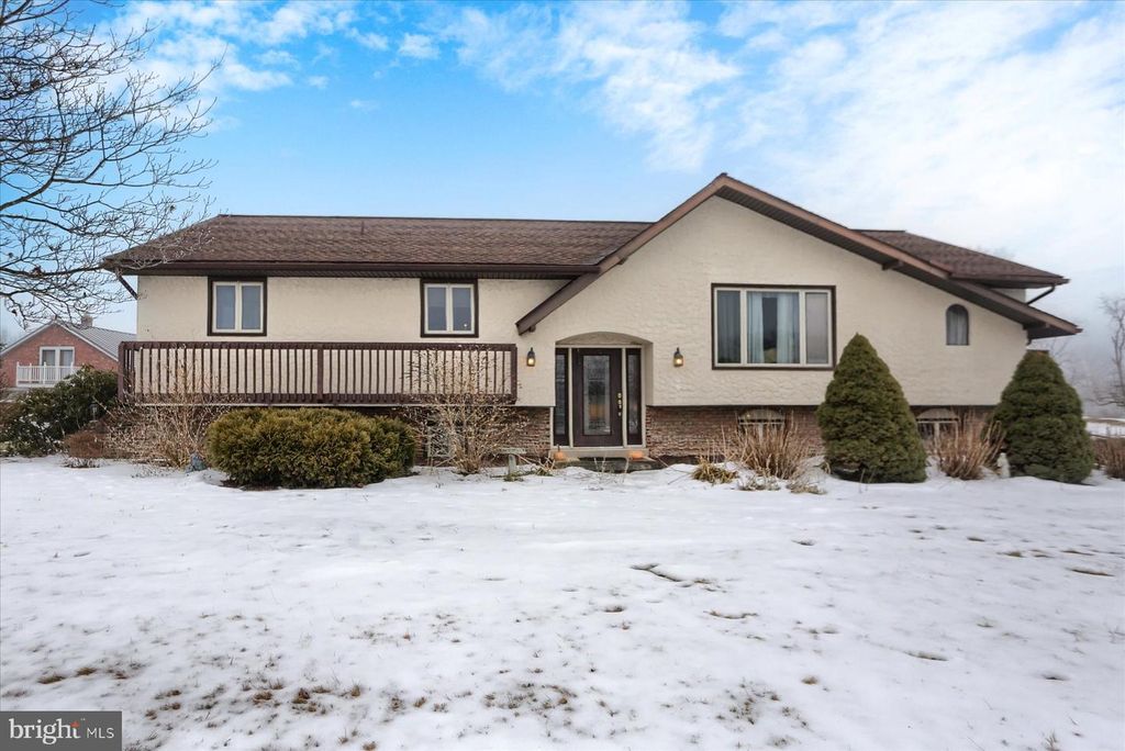 119 RED FOX LN, Harrisburg, PA 17112