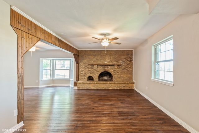 2421 Mercedes Road, Denton, TX 76205