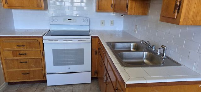 2301 Mountain 23, San Bernardino, CA 92404