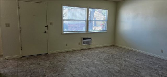 2301 Mountain 23, San Bernardino, CA 92404