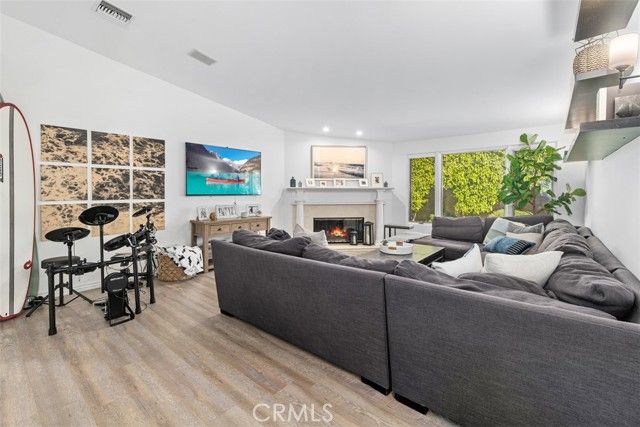 600 Cliff Drive, Newport Beach, CA 92663