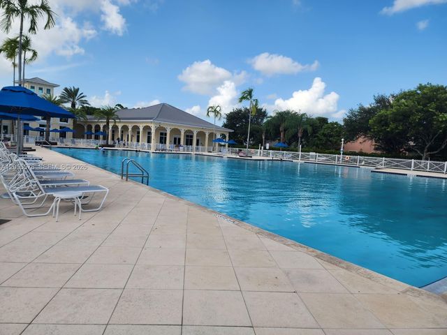 3124 SE 2nd Dr, Homestead, FL 33033