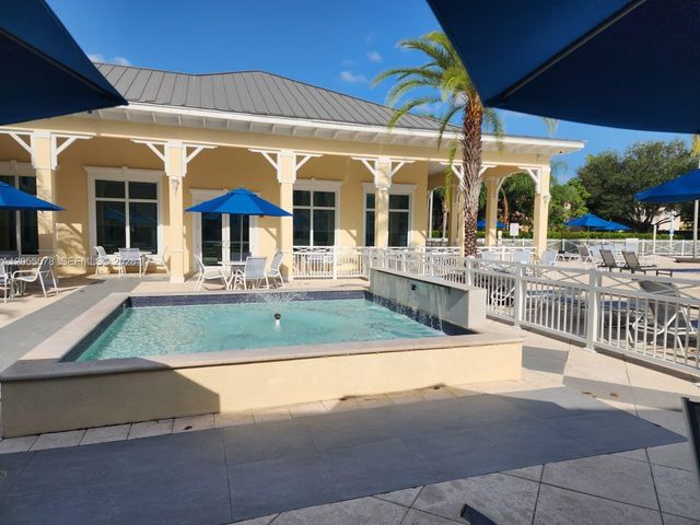 3124 SE 2nd Dr, Homestead, FL 33033