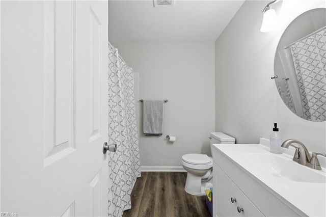 324 Mobile DR, Chesapeake, VA 23323