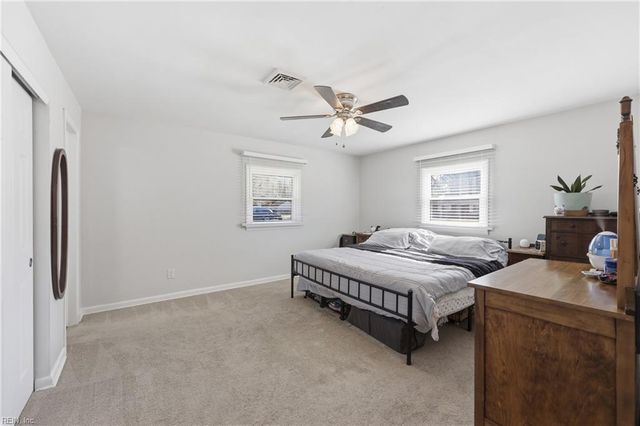 324 Mobile DR, Chesapeake, VA 23323