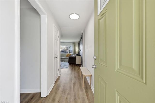 324 Mobile DR, Chesapeake, VA 23323