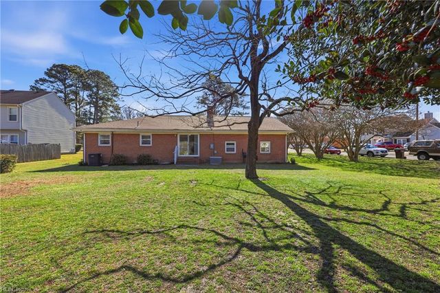 324 Mobile DR, Chesapeake, VA 23323