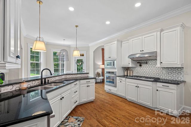 3813 Lakeside Drive, Charlotte, NC 28270