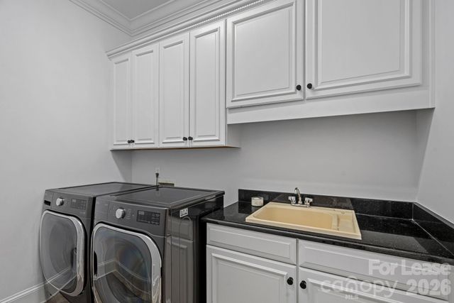 3813 Lakeside Drive, Charlotte, NC 28270
