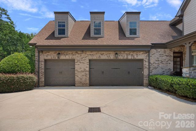 3813 Lakeside Drive, Charlotte, NC 28270