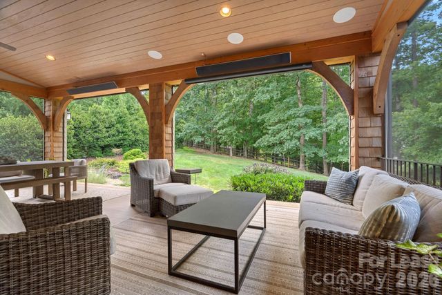 3813 Lakeside Drive, Charlotte, NC 28270