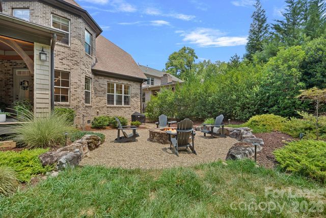 3813 Lakeside Drive, Charlotte, NC 28270