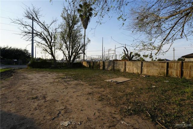 1207 W Hall Acres Road, Pharr, TX 78577