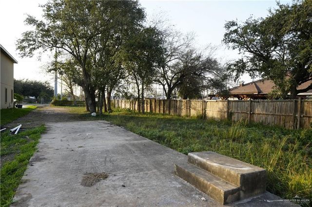 1207 W Hall Acres Road, Pharr, TX 78577