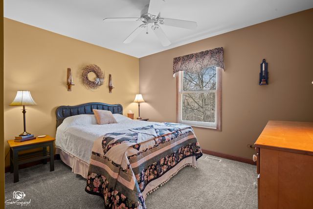 735 Meadow Wood Drive, Joliet, IL 60431