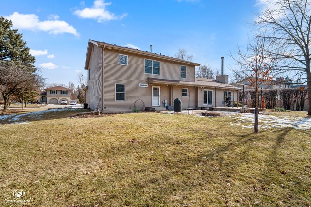 735 Meadow Wood Drive, Joliet, IL 60431