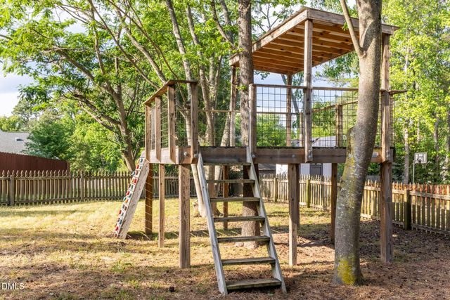 10 Highgrove Lane, Durham, NC 27713