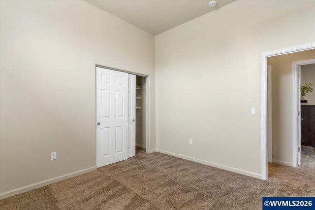 645 N 12th Av, Stayton, OR 97383
