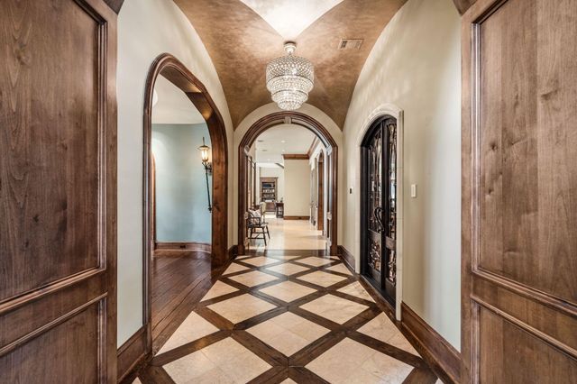 50 Patti Lynn Lane, Houston, TX 77024