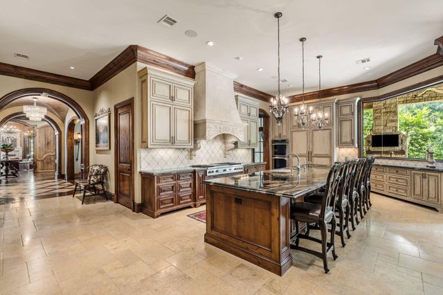 50 Patti Lynn Lane, Houston, TX 77024