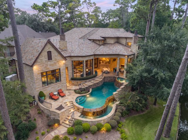 50 Patti Lynn Lane, Houston, TX 77024