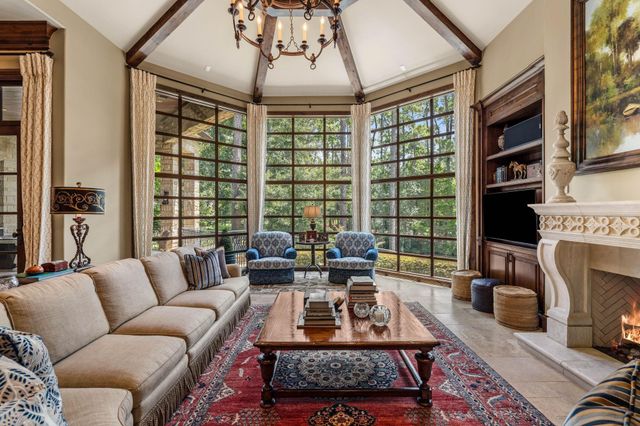 50 Patti Lynn Lane, Houston, TX 77024