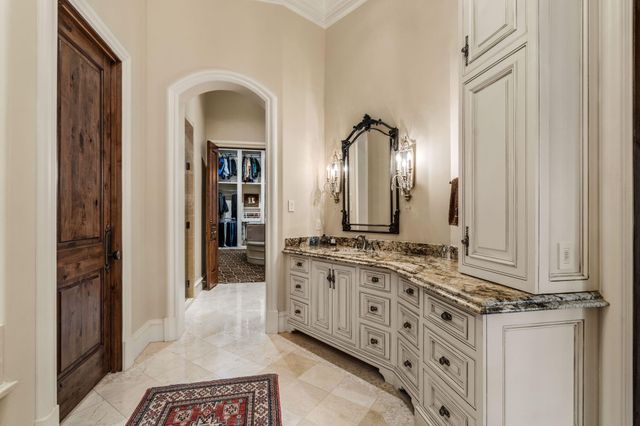 50 Patti Lynn Lane, Houston, TX 77024