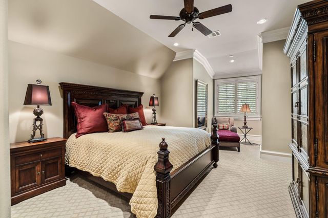 50 Patti Lynn Lane, Houston, TX 77024