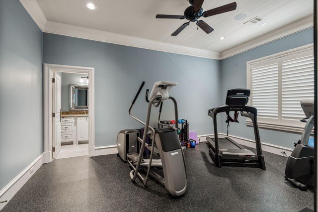 50 Patti Lynn Lane, Houston, TX 77024