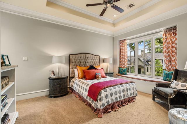 50 Patti Lynn Lane, Houston, TX 77024