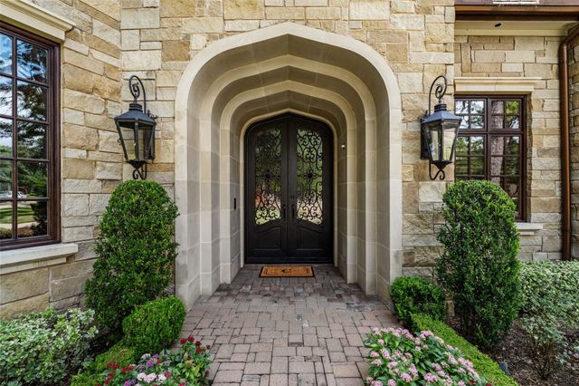 50 Patti Lynn Lane, Houston, TX 77024