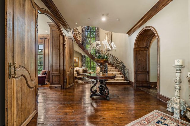 50 Patti Lynn Lane, Houston, TX 77024