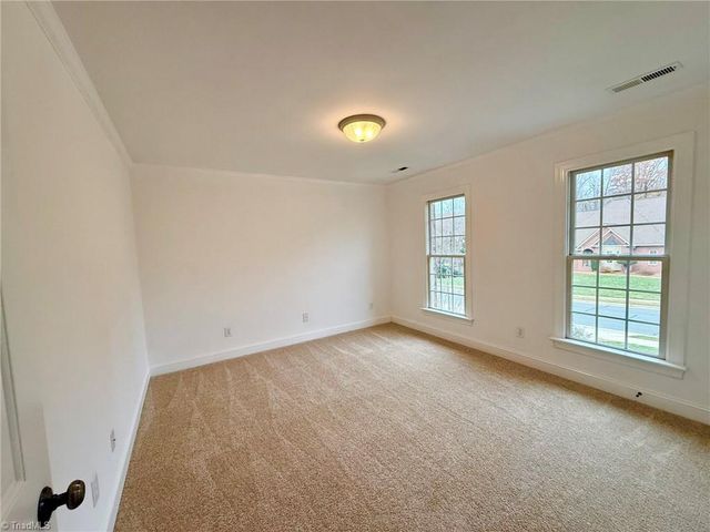 413 Susanna Drive, Kernersville, NC 27284