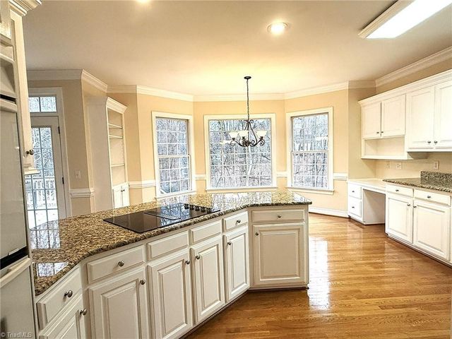 413 Susanna Drive, Kernersville, NC 27284