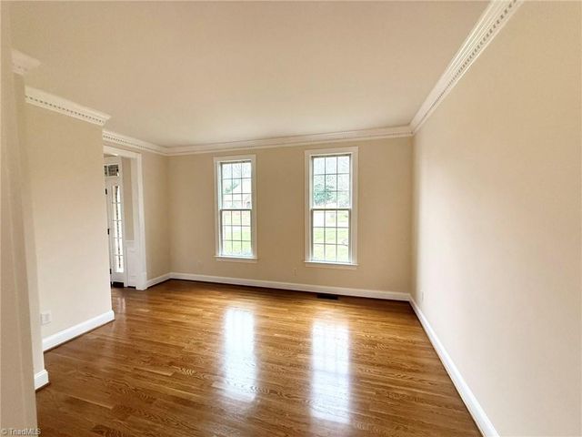 413 Susanna Drive, Kernersville, NC 27284