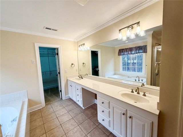 413 Susanna Drive, Kernersville, NC 27284