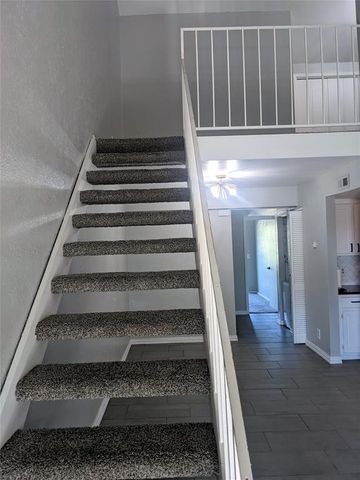 11120 Stratford Drive 212, Oklahoma City, OK 73120