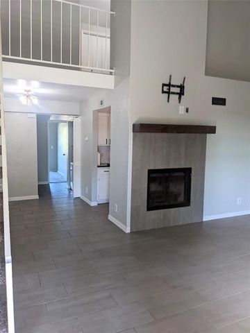 11120 Stratford Drive 212, Oklahoma City, OK 73120