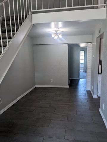11120 Stratford Drive 212, Oklahoma City, OK 73120