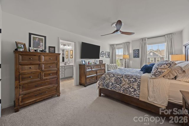 927 Canopy Falls Lane, York, SC 29745