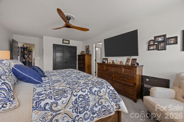 927 Canopy Falls Lane, York, SC 29745
