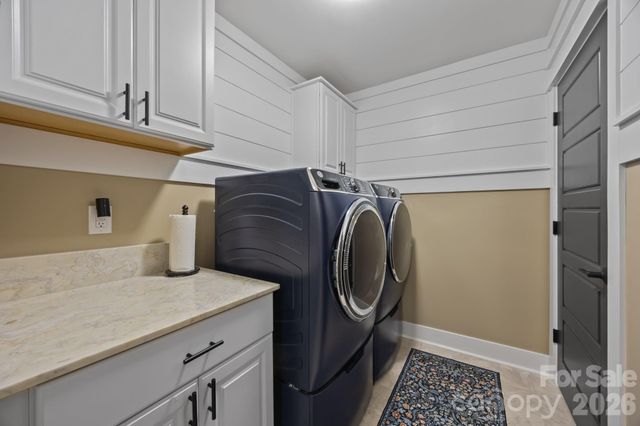 927 Canopy Falls Lane, York, SC 29745