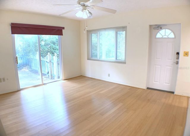 2814 W PRICE AVENUE, Tampa, FL 33611