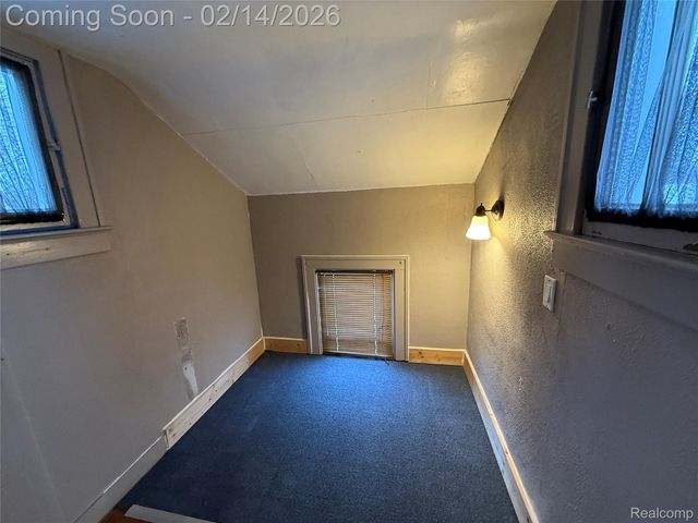 416 Burroughs Avenue, Flint, MI 48507