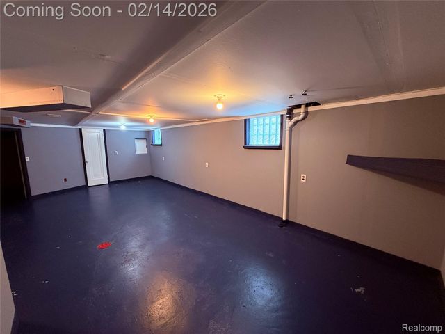 416 Burroughs Avenue, Flint, MI 48507