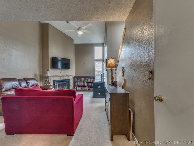 6737 S Peoria Avenue C202, Tulsa, OK 74136