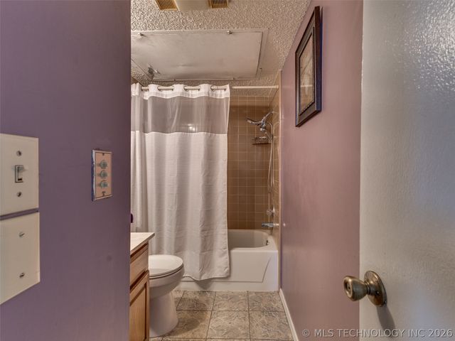 6737 S Peoria Avenue C202, Tulsa, OK 74136