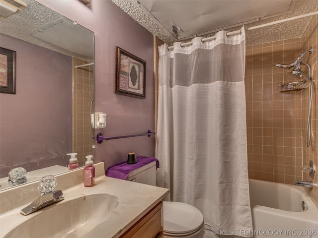 6737 S Peoria Avenue C202, Tulsa, OK 74136