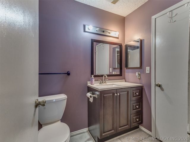 6737 S Peoria Avenue C202, Tulsa, OK 74136