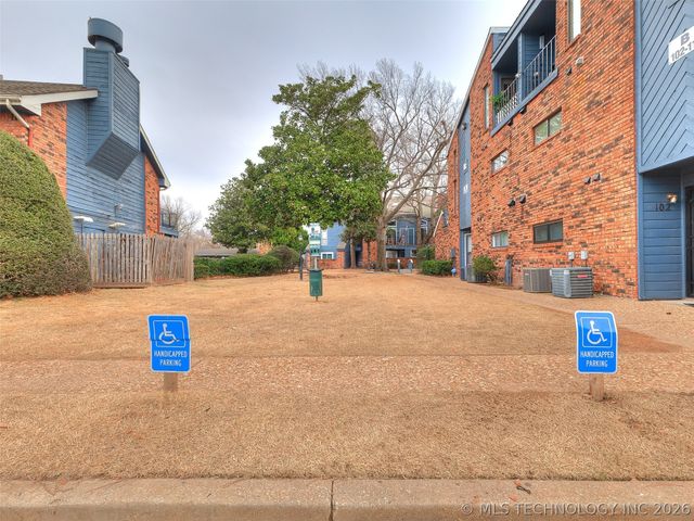 6737 S Peoria Avenue C202, Tulsa, OK 74136